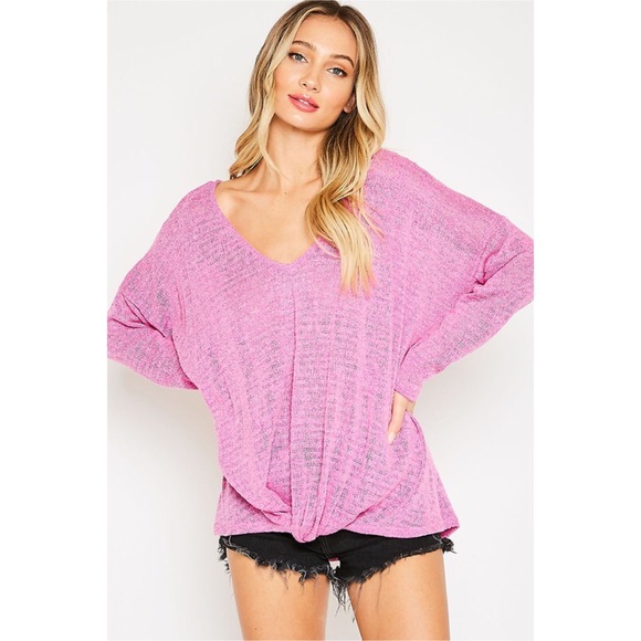 💖 LAST 1! Pink Lightweight Twist Front Sweater! - Picture 2 of 5